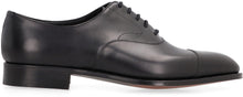 Carica l'immagine nel visualizzatore di Gallery, Scarpe stringate in pelle
