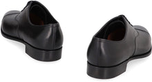 Carica l'immagine nel visualizzatore di Gallery, Scarpe stringate in pelle

