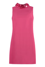 Carica l&#39;immagine nel visualizzatore di Gallery, Abito con applicazioni floreali
