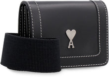 Carica l'immagine nel visualizzatore di Gallery, Mini-bag Accordéon in pelle
