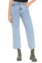 Carica l'immagine nel visualizzatore di Gallery, Jeans 5 tasche
