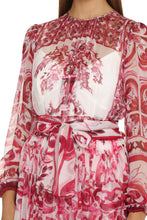 Carica l&#39;immagine nel visualizzatore di Gallery, Abito in chiffon
