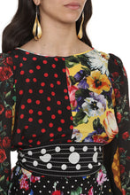 Carica l'immagine nel visualizzatore di Gallery, Blusa in seta stampata
