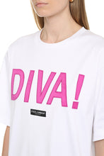 Carica l'immagine nel visualizzatore di Gallery, T-shirt con patch Diva
