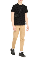 Carica l'immagine nel visualizzatore di Gallery, T-shirt in cotone con logo
