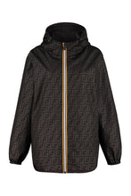 Carica l'immagine nel visualizzatore di Gallery, Giacca a vento reversibile - Fendi x K-Way
