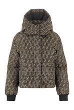 Load image into Gallery viewer, Zip and snap button fastening down jacket
