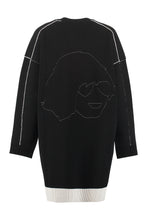 Carica l'immagine nel visualizzatore di Gallery, Maglione oversize ricamato
