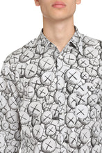 Carica l'immagine nel visualizzatore di Gallery, Camicia in cotone stampato - Comme des Garçons SHIRT x Kaws
