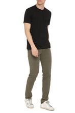 Carica l'immagine nel visualizzatore di Gallery, T-shirt girocollo in cotone
