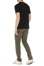 Carica l'immagine nel visualizzatore di Gallery, T-shirt girocollo in cotone

