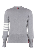 Carica l'immagine nel visualizzatore di Gallery, Maglione girocollo in lana merino
