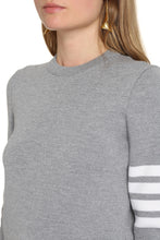 Carica l'immagine nel visualizzatore di Gallery, Maglione girocollo in lana merino
