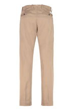 Carica l'immagine nel visualizzatore di Gallery, Pantaloni chino slim fit
