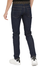 Carica l'immagine nel visualizzatore di Gallery, Jeans slim fit
