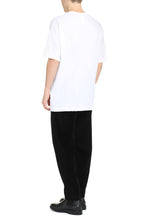 Carica l'immagine nel visualizzatore di Gallery, Lacoste x Comme des Garçons - T-shirt a maniche corte in cotone con stampa
