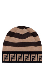Carica l'immagine nel visualizzatore di Gallery, Cappello in maglia
