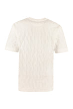 Carica l'immagine nel visualizzatore di Gallery, T-shirt in ciniglia
