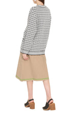 Carica l'immagine nel visualizzatore di Gallery, Cardigan jacquard
