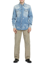 Carica l'immagine nel visualizzatore di Gallery, Camicia in denim
