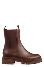 Carica l'immagine nel visualizzatore di Gallery, Chelsea boots in pelle
