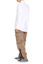 Carica l'immagine nel visualizzatore di Gallery, Camicia in cotone con collo button-down
