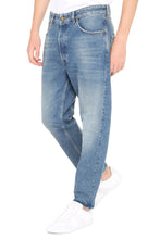 Carica l'immagine nel visualizzatore di Gallery, Jeans straight leg a 5 tasche
