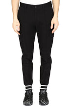 Carica l'immagine nel visualizzatore di Gallery, Pantaloni cargo in cotone stretch

