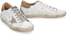 Carica l'immagine nel visualizzatore di Gallery, Sneakers low-top Superstar in pelle
