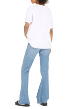 Carica l'immagine nel visualizzatore di Gallery, T-shirt Aira oversize in cotone
