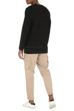 Carica l'immagine nel visualizzatore di Gallery, Pullover in lana e seta
