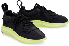 Carica l'immagine nel visualizzatore di Gallery, Sneakers Shiku Run low-top in tessuto
