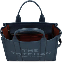 Carica l'immagine nel visualizzatore di Gallery, The Medium Tote Bag in pelle
