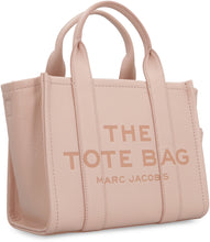Carica l'immagine nel visualizzatore di Gallery, The Small Tote Bag in pelle
