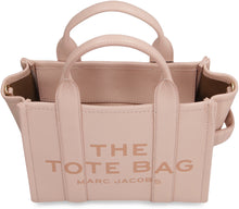 Carica l'immagine nel visualizzatore di Gallery, The Small Tote Bag in pelle
