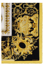 Carica l'immagine nel visualizzatore di Gallery, Foulard stampato con bordi sfrangiati
