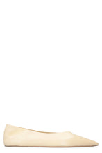 Load image into Gallery viewer, Leather ballet flats
