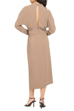 Carica l&#39;immagine nel visualizzatore di Gallery, Abito in crêpe
