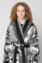 Carica l'immagine nel visualizzatore di Gallery, Cardigan in maglia jacquard
