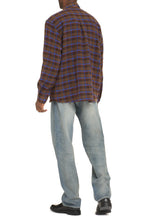 Carica l'immagine nel visualizzatore di Gallery, Overshirt Above motivo tartan
