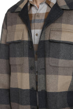 Carica l'immagine nel visualizzatore di Gallery, Overshirt in lana
