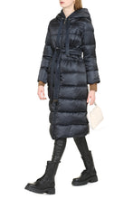 Load image into Gallery viewer, Novepar reversible hooded down jacket
