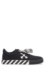 Carica l'immagine nel visualizzatore di Gallery, Sneakers low-top Vulcanized in tessuto
