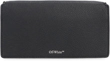 Load image into Gallery viewer, Pebbled leather clutch

