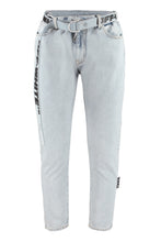 Carica l'immagine nel visualizzatore di Gallery, Jeans slim-fit con cintura
