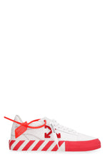 Carica l'immagine nel visualizzatore di Gallery, Sneakers low-top Vulcanized in canvas
