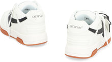 Carica l'immagine nel visualizzatore di Gallery, Sneakers low-top Out of Office in pelle
