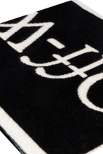 Carica l'immagine nel visualizzatore di Gallery, Sciarpa in lana jacquard con logo
