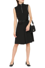 Carica l&#39;immagine nel visualizzatore di Gallery, Abito con cintura in vita
