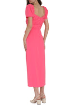 Carica l&#39;immagine nel visualizzatore di Gallery, Abito con arricciature decorative
